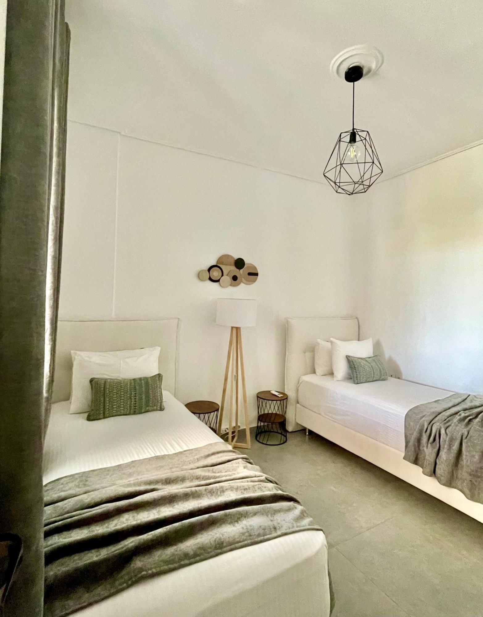 Emanouela'S Apartement In The Center Of Adamas 외부 사진